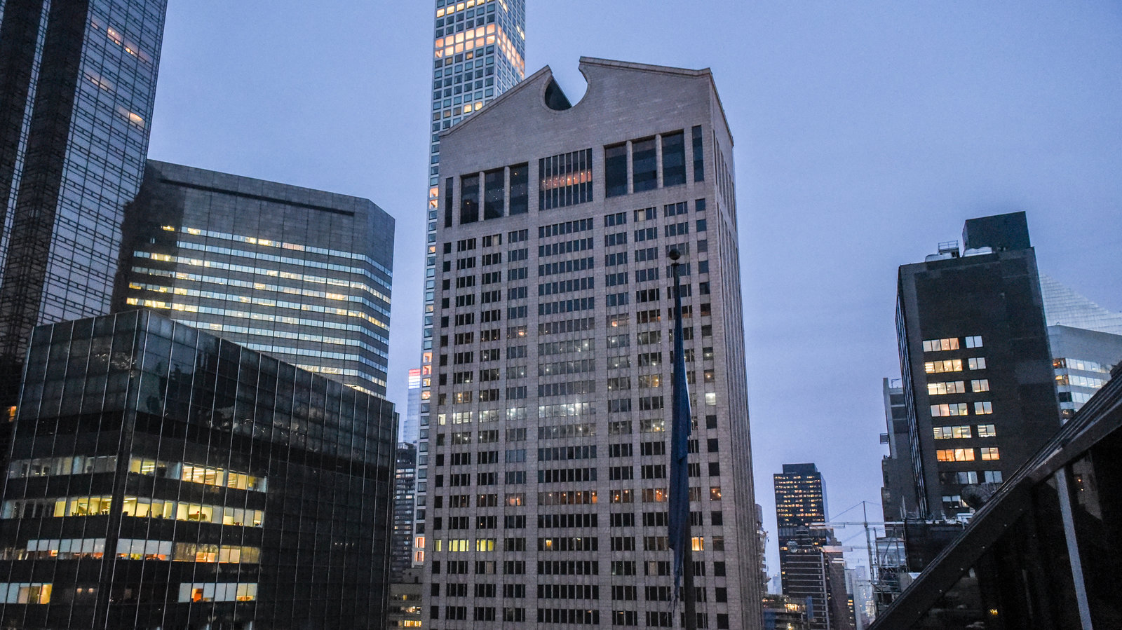 AT&T غول مخابرات امریکا دنیای پردازش آنلاین