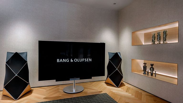Bang & Olufsen درآمیختن خلاقانه هنر و صنعت